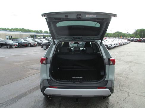 Used 2022 Toyota RAV4 Adventure w/ Convenience Package AWD/4WD image 7
