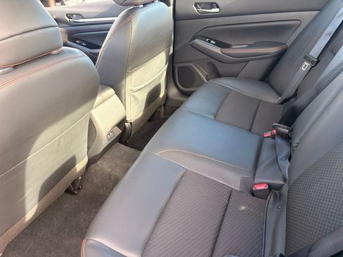 Certified 2025 Nissan Altima 2.5 SR AWD/4WD image 16