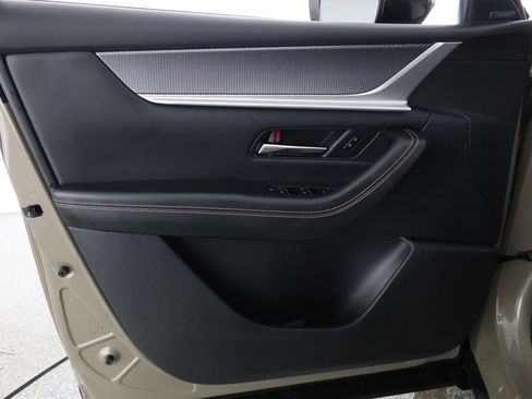 Used 2025 MAZDA CX-70 Plug-In Hybrid w/ Premium Plus image 10