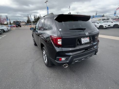 Certified 2023 Honda Passport TrailSport image 7