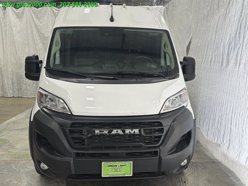 Used 2024 RAM ProMaster 2500 w/ Convenience Group FWD image 19