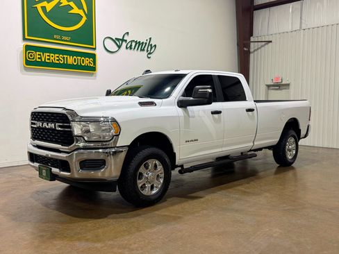 Used 2023 RAM 2500 Lone Star AWD/4WD image 3