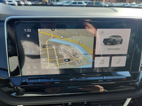 New 2026 Volkswagen Atlas Cross Sport SEL Premium R-Line image 19