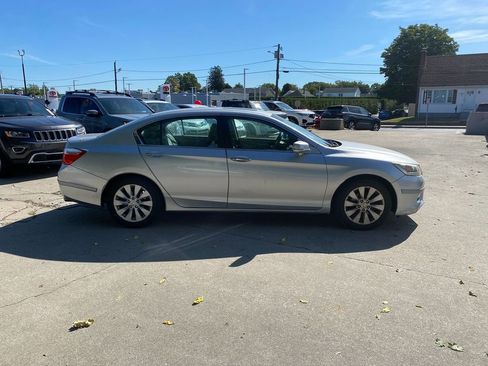 Used 2013 Honda Accord EX image 4