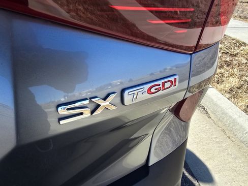 Used 2021 Kia Seltos SX w/ SX Sunroof Package image 11