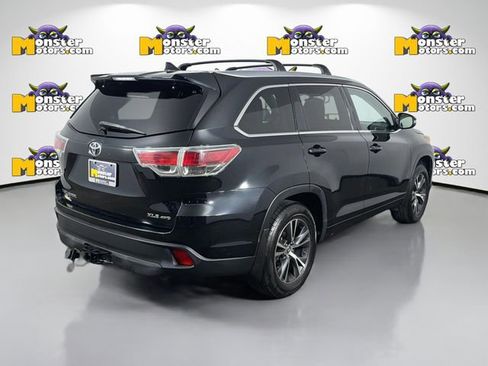 Used 2016 Toyota Highlander XLE AWD/4WD image 5