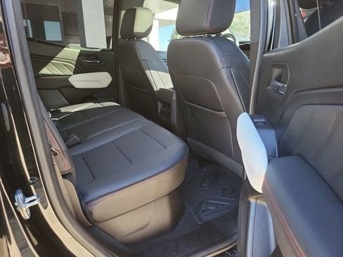 Used 2023 GMC Canyon AT4X image 27