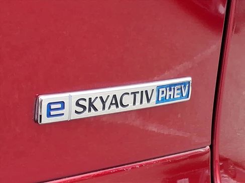 Used 2024 MAZDA CX-90 Plug-In Hybrid w/ Premium Pkg image 7