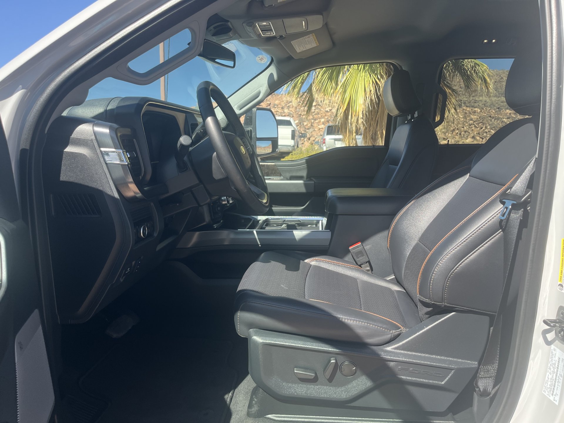 Used 2025 Ford F250 Lariat AWD/4WD image 10