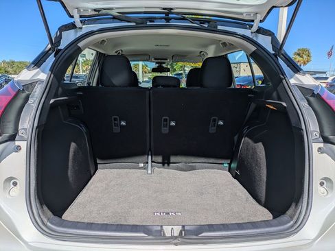 Used 2023 Nissan Kicks SR image 13