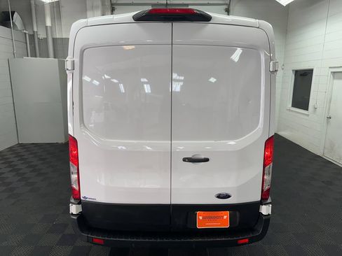 Used 2023 Ford Transit 250 Medium Roof AWD image 7