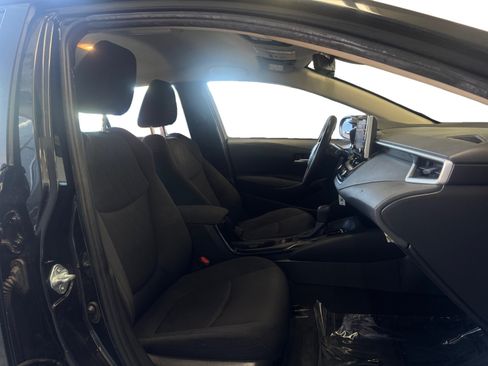 Used 2021 Toyota Corolla LE FWD image 15