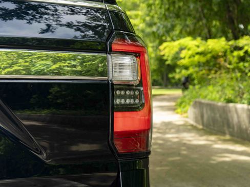 Used 2021 Ford Expedition Limited RWD image 15