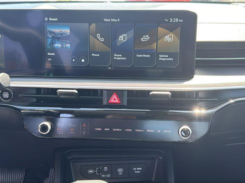 Used 2025 Kia K5 LXS FWD image 15