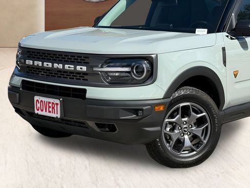 Used 2023 Ford Bronco Sport Badlands AWD/4WD image 2