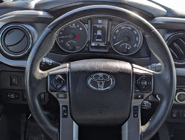 Used 2022 Toyota Tacoma TRD Off-Road w/ Technology Package AWD/4WD image 13