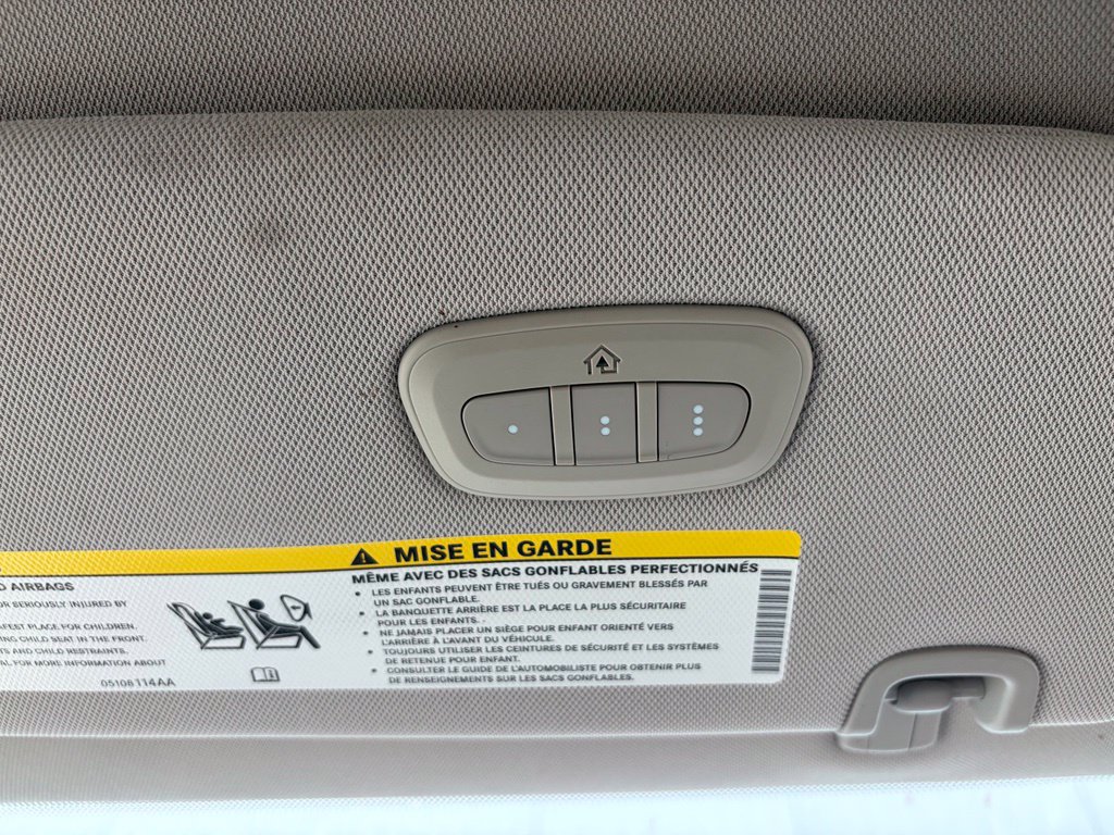 Used 2020 Chrysler Pacifica Touring-L Plus FWD image 48