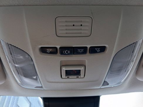 Used 2022 Toyota Corolla LE FWD image 28