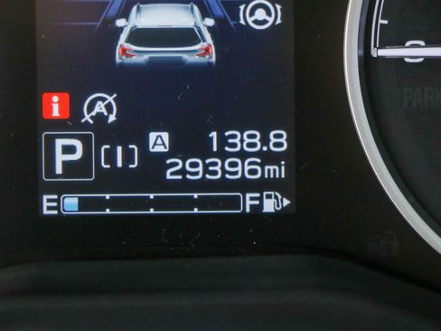 Used 2024 Subaru Forester Limited w/ Convenience Package image 16