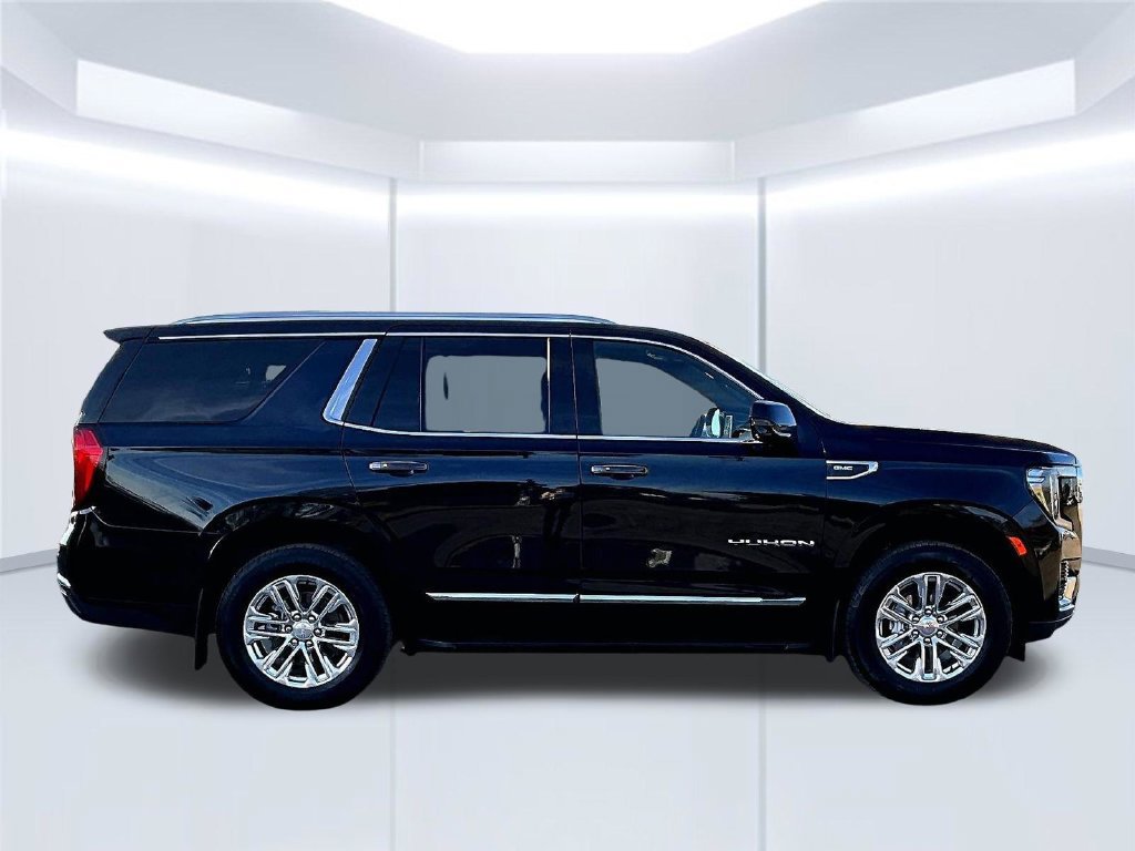 Used 2023 GMC Yukon SLT w/ SLT Luxury Package AWD/4WD image 38