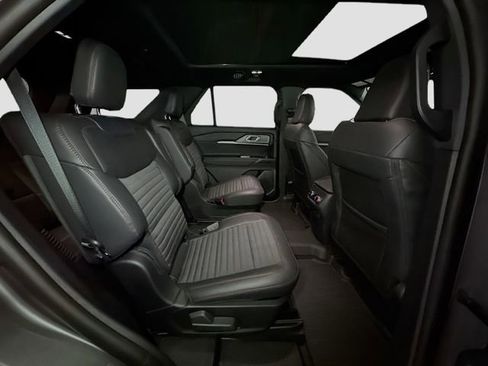 New 2026 Ford Explorer ST-Line image 34