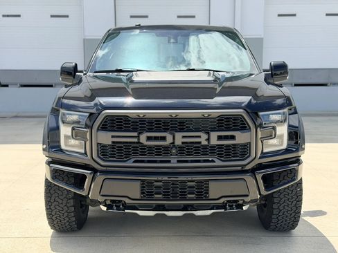 Used 2017 Ford F150 Raptor w/ Equipment Group 802A Luxury AWD/4WD image 8