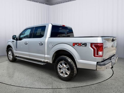 Used 2015 Ford F150 XLT w/ Equipment Group 302A Luxury AWD/4WD image 10