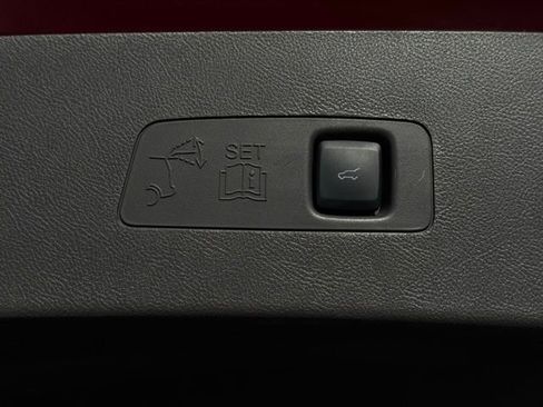 Certified 2022 Lincoln Corsair Standard w/ Equipment Group 101A image 13