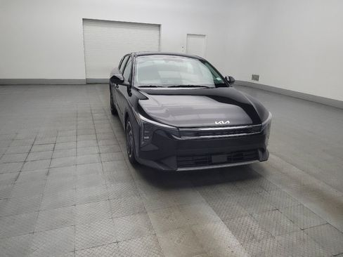 Used 2025 Kia K4 EX FWD image 13