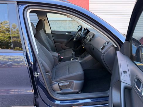 Used 2015 Volkswagen Tiguan S FWD image 20