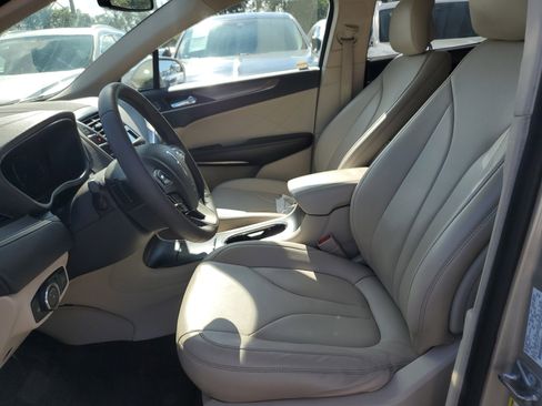 Used 2017 Lincoln MKC Premiere image 13