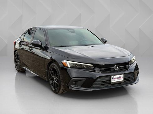 Used 2022 Honda Civic Sport image 3