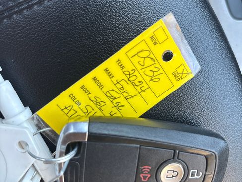 Used 2024 Ford Edge SEL image 22