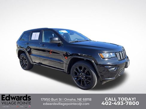 Used 2020 Jeep Grand Cherokee Altitude AWD/4WD image 1