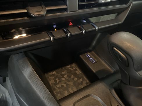 Used 2023 Chevrolet Colorado W/T w/ WT Convenience Package image 22