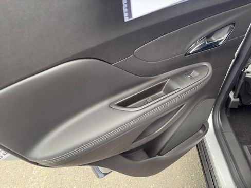 Used 2022 Buick Encore Preferred w/ Safety Package image 20