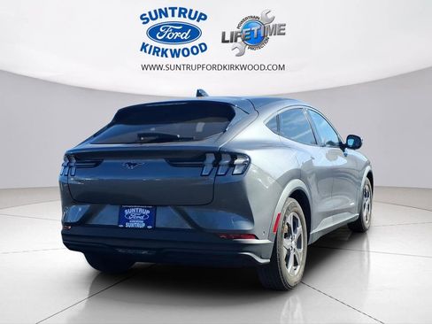 Used 2023 Ford Mustang Mach-E Select image 3