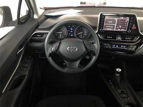 Used 2020 Toyota C-HR LE image 14