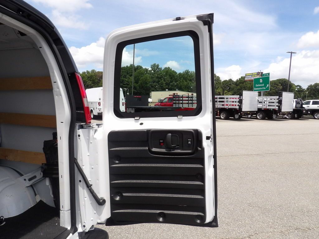 Used 2025 Chevrolet Express 2500 w/ Driver Convenience Package RWD image 46