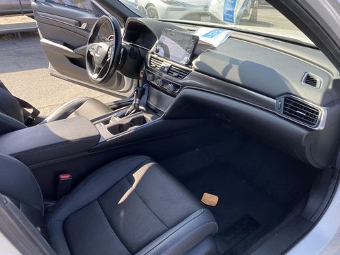 Used 2020 Honda Accord Sport image 24