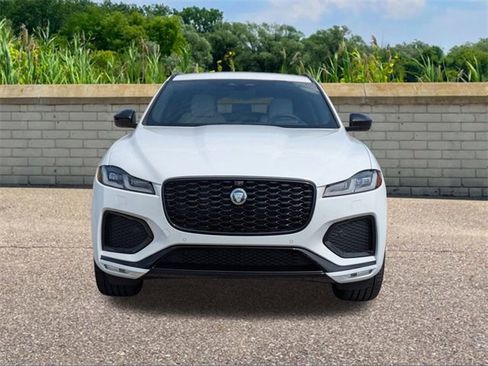 New 2026 Jaguar F-PACE R-Dynamic S image 2