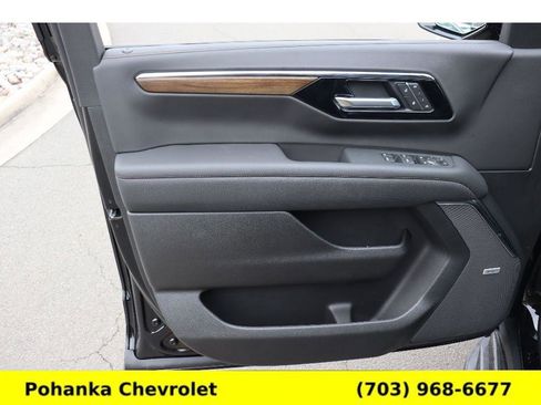 New 2026 Chevrolet Suburban High Country image 20