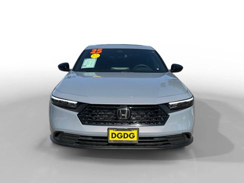 Used 2025 Honda Accord Sport image 8