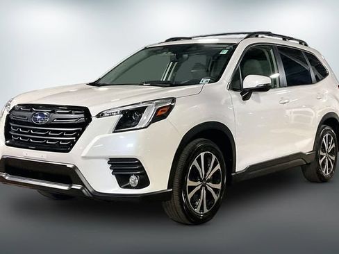 Used 2023 Subaru Forester Limited AWD/4WD image 3