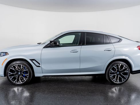 Used 2025 BMW X6 M Competition w/ Executive Package image 15
