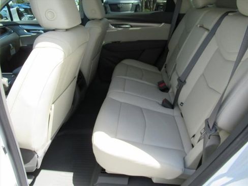 New 2026 Cadillac XT5 Premium Luxury w/ LPO, Floor Liner Package FWD image 30