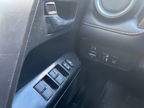 Used 2018 Toyota RAV4 SE w/ Power Extra Value Package AWD/4WD image 13