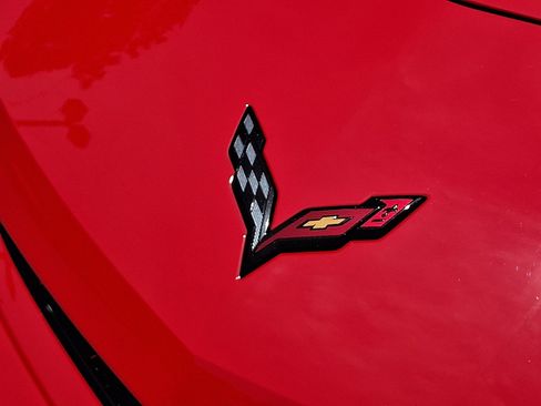 Used 2019 Chevrolet Corvette Grand Sport w/ Carbon Flash Badge Package RWD image 30