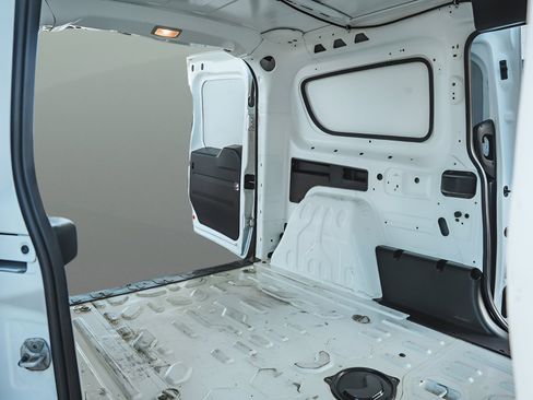 Used 2022 RAM ProMaster City Tradesman FWD image 9