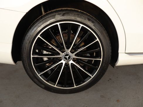 Used 2019 Mercedes-Benz C 300 4MATIC Sedan image 55